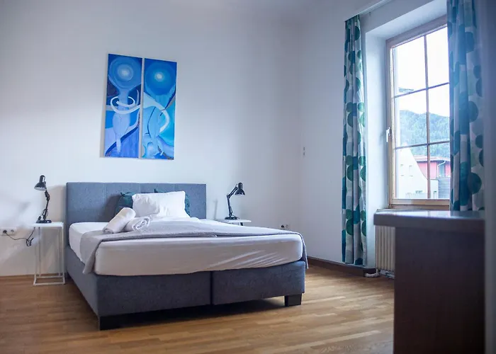 Trend Lokal-rooms-bar ホテル