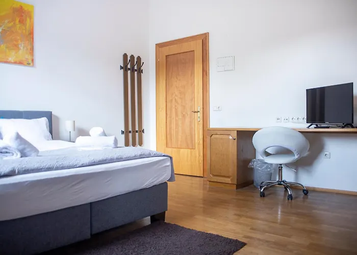 Trend Lokal-rooms-bar ホテル *