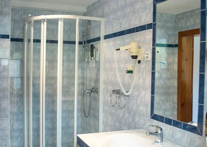 Trend Lokal-rooms-bar *