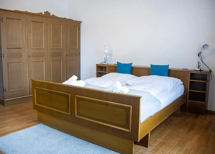 Trend Lokal-rooms-bar ホテル